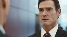 Attorney Eric MacLeish (Billy Crudup)